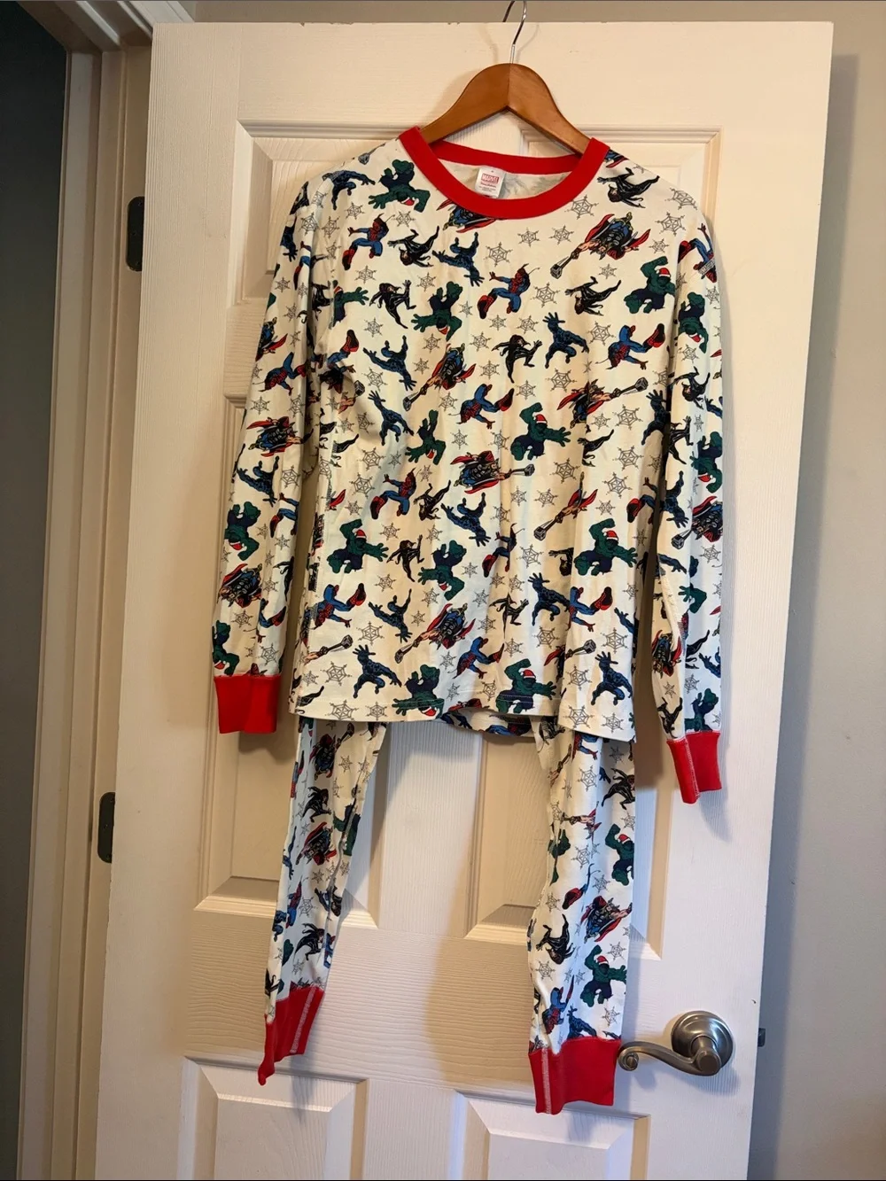 Hanna Andersson White Pajama with Red Trim Christmas Superhero Print - Picture 1 of 2